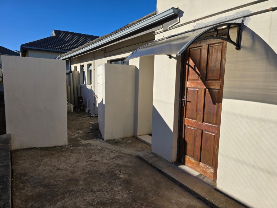 3 Bedroom Property for Sale in Kidds Beach Eastern Cape